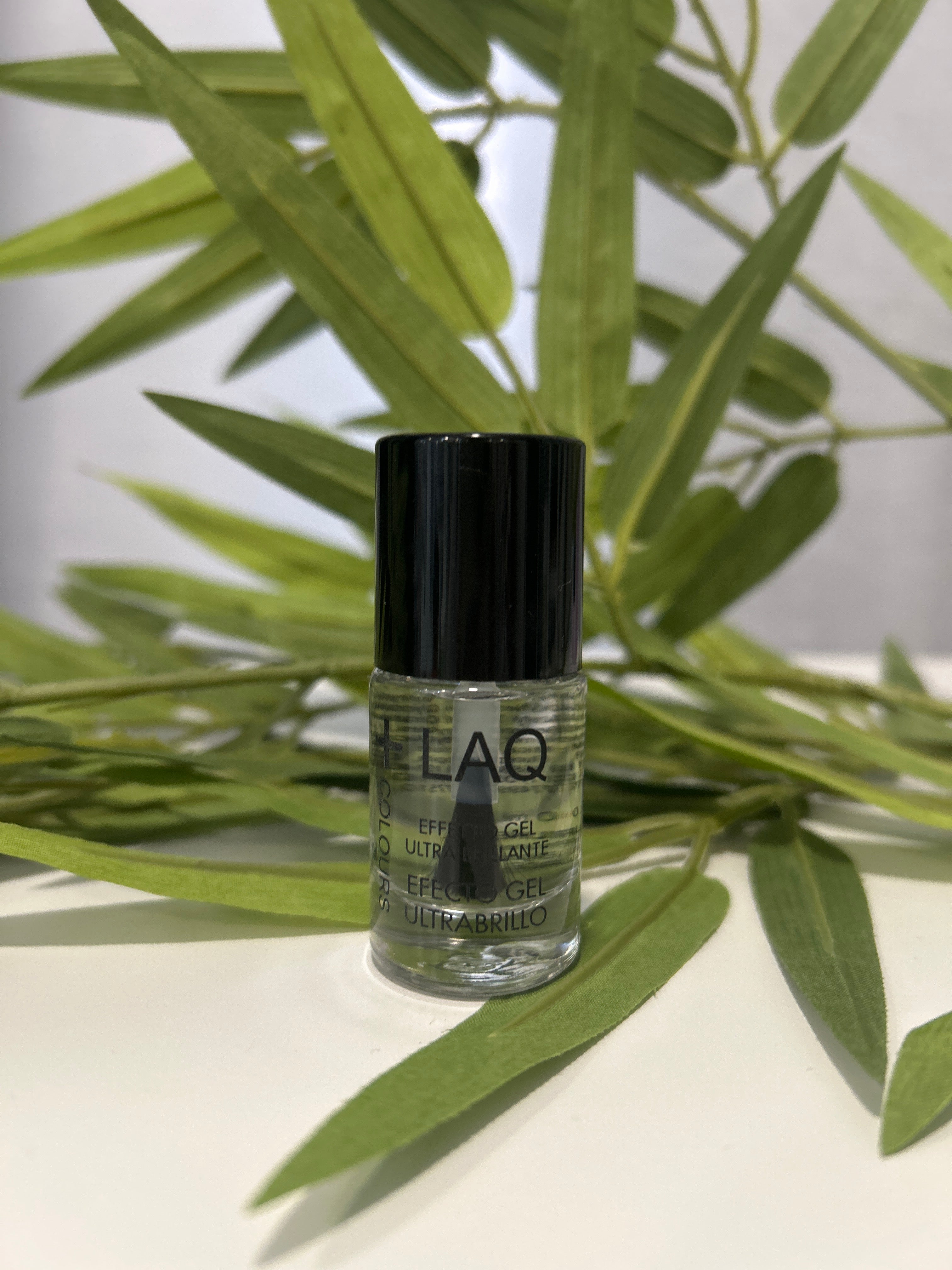 +LAQ COLOURS TRANSPARENTE