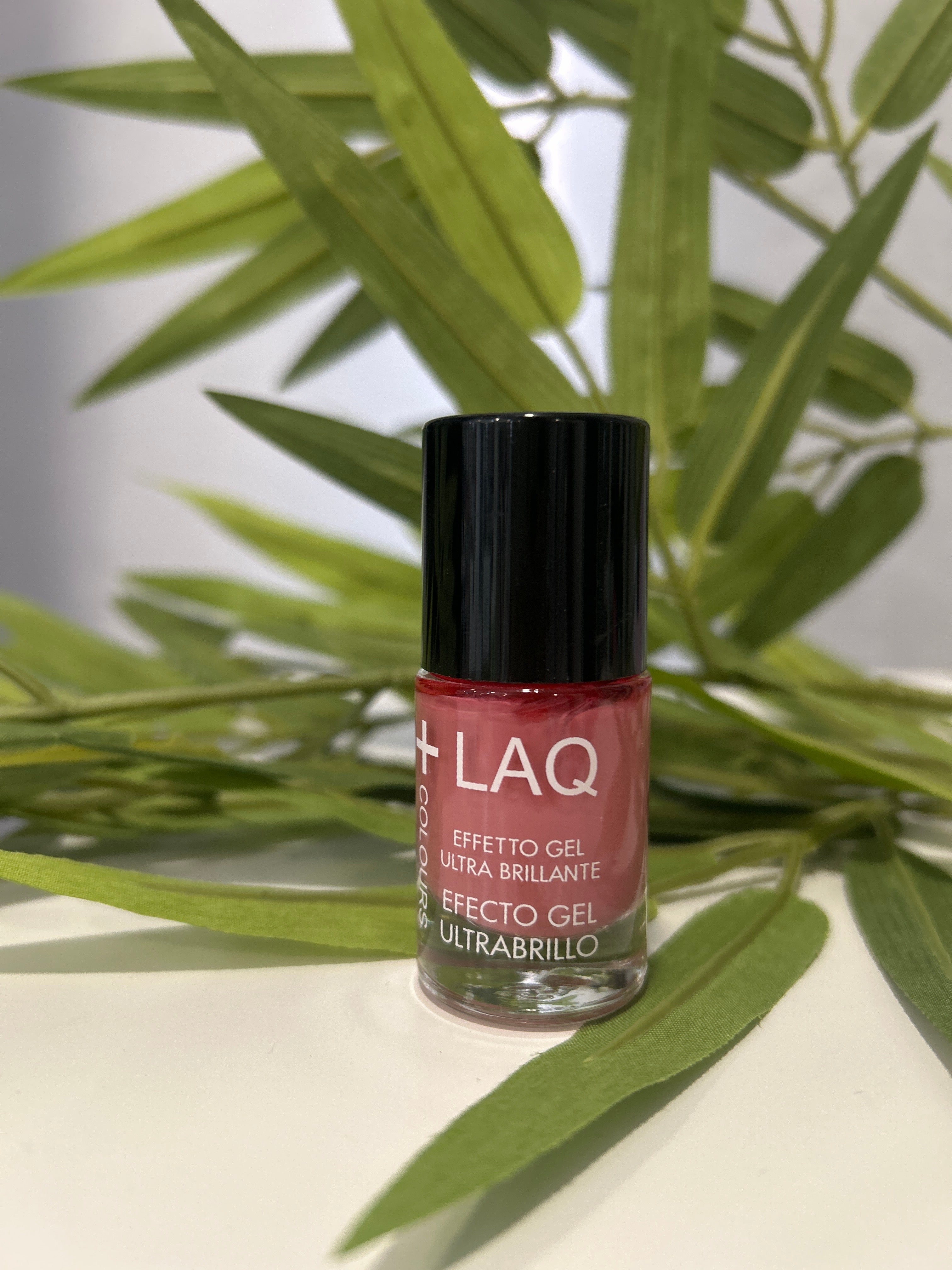 +LAQ COLOURS ESMALTE 261