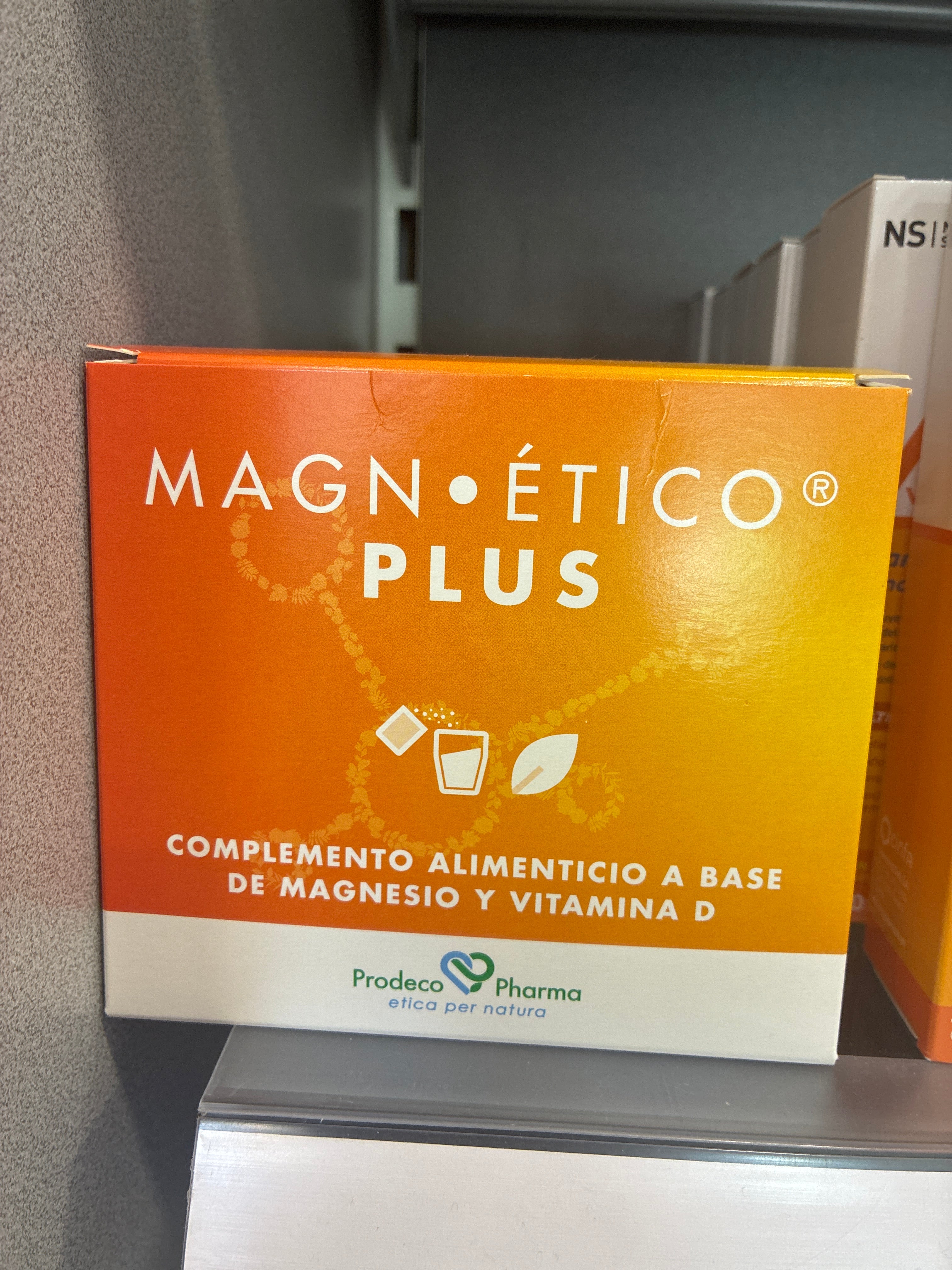 MAGNETICO PLUS 32 SOBRES 6 G